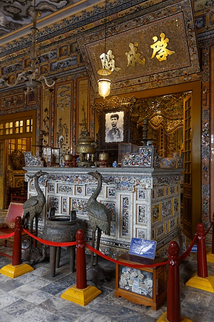 Hué-Tombeau de Khaï Dinh-039